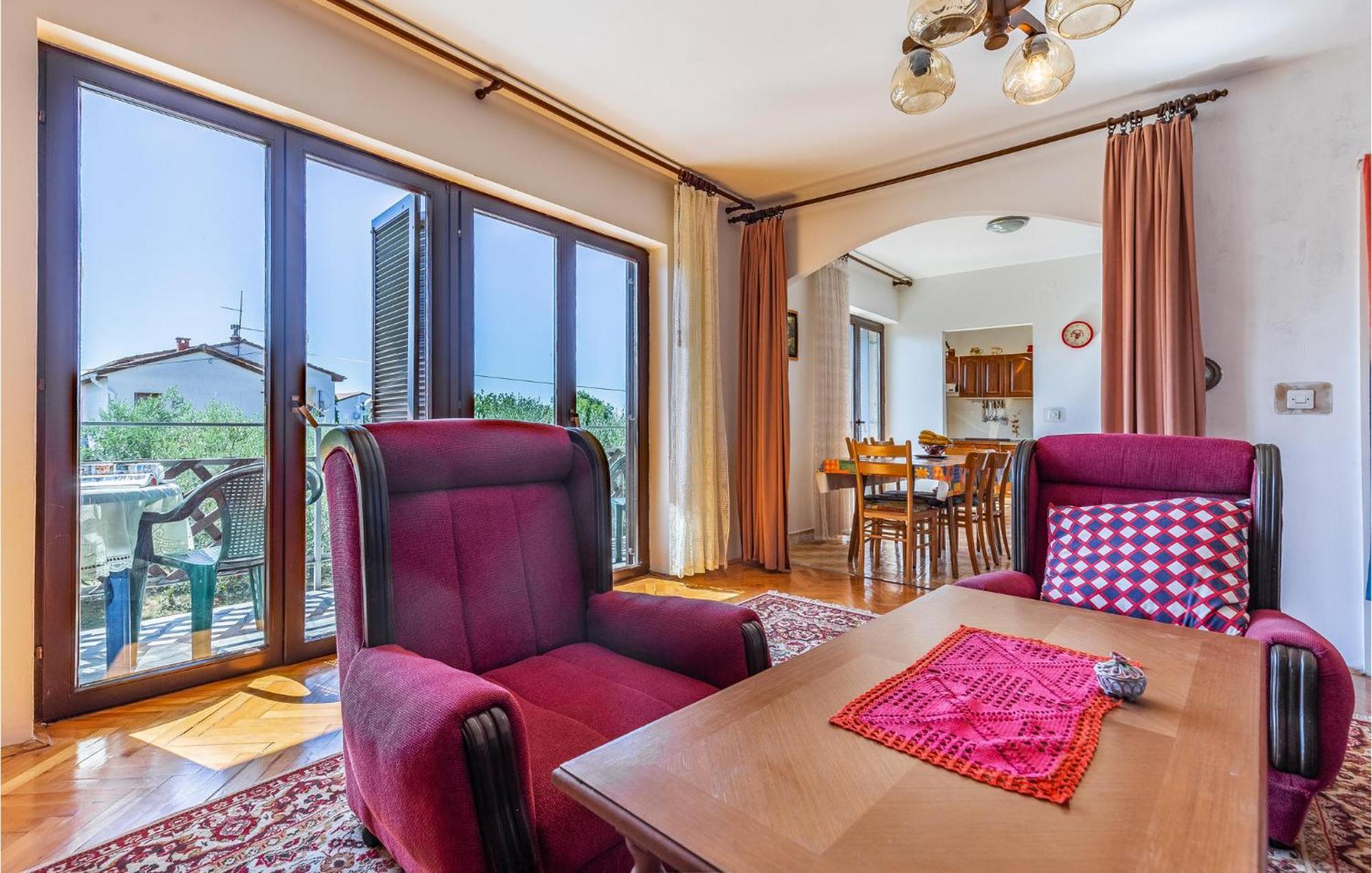 Awesome Apartment In Medulin With Kitchen エクステリア 写真
